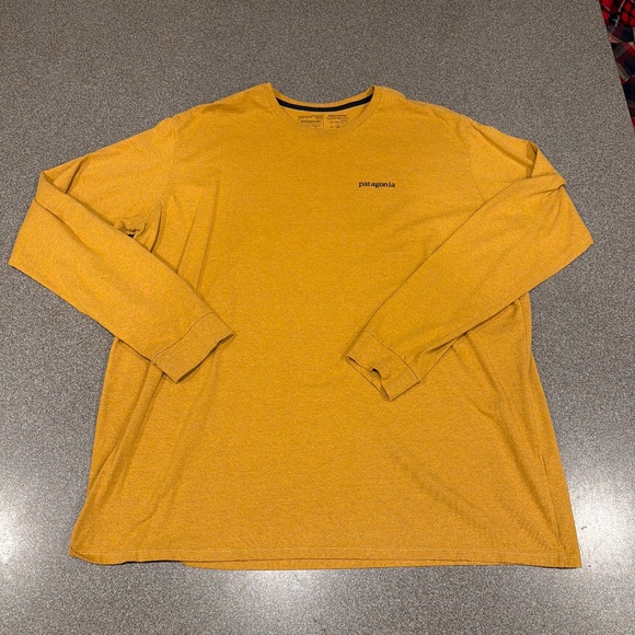 Patagonia long sleeved T-shirt size 2XL - Picture 2 of 4